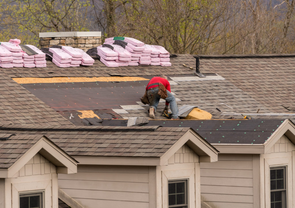 Roofing, roof contractor, local roof contractor, choosing a roofing contractor, roof replacement, roof repair